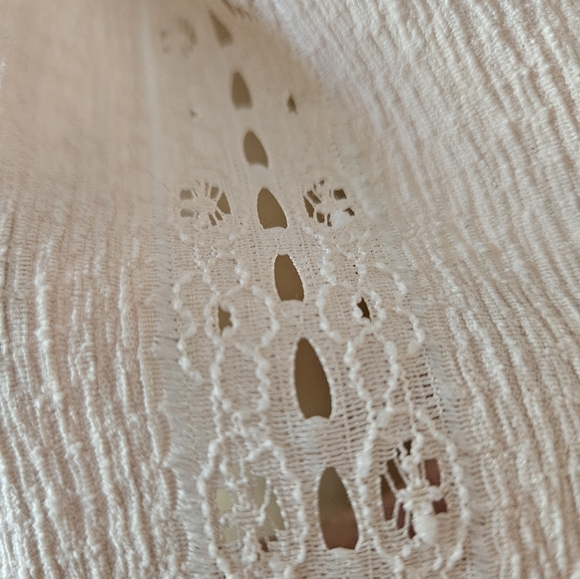 ROMANTICS SM TOP - Picture 3 of 3